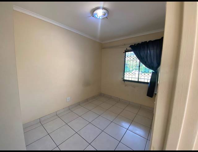 2 BEDROOM FLAT TO LET IN SEA VIEW
